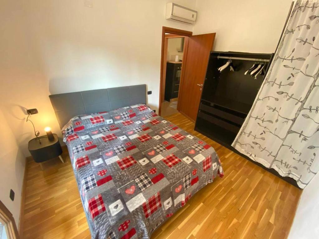 Conte Rosso House, Con Doppia Terrazza In Coorte Tranquilla A Due Passi Da Stazione E Metropolitana Lambrate Apartment Milano Ngoại thất bức ảnh