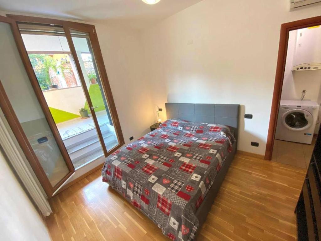 Conte Rosso House, Con Doppia Terrazza In Coorte Tranquilla A Due Passi Da Stazione E Metropolitana Lambrate Apartment Milano Ngoại thất bức ảnh
