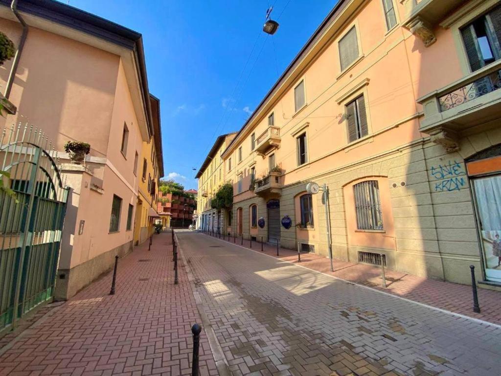 Conte Rosso House, Con Doppia Terrazza In Coorte Tranquilla A Due Passi Da Stazione E Metropolitana Lambrate Apartment Milano Ngoại thất bức ảnh